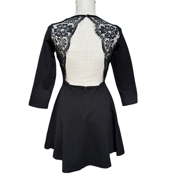 Lulu's Felicity Black Backless Lace Skater Dress Size: S New! - Picture 5 of 14